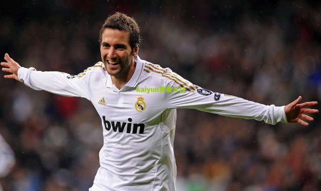 开云app-遭布莱顿绝平！努诺不满，鲁特尔手球了，无法理解判罚进球有效