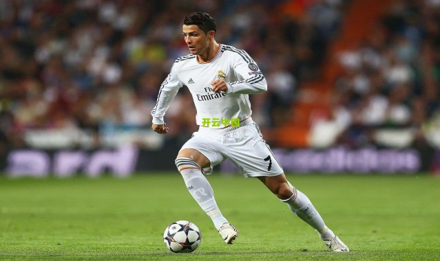 kaiyun-女球迷理性发声引热议，欣赏三笘薰与国籍无关，请停止恶意揣测