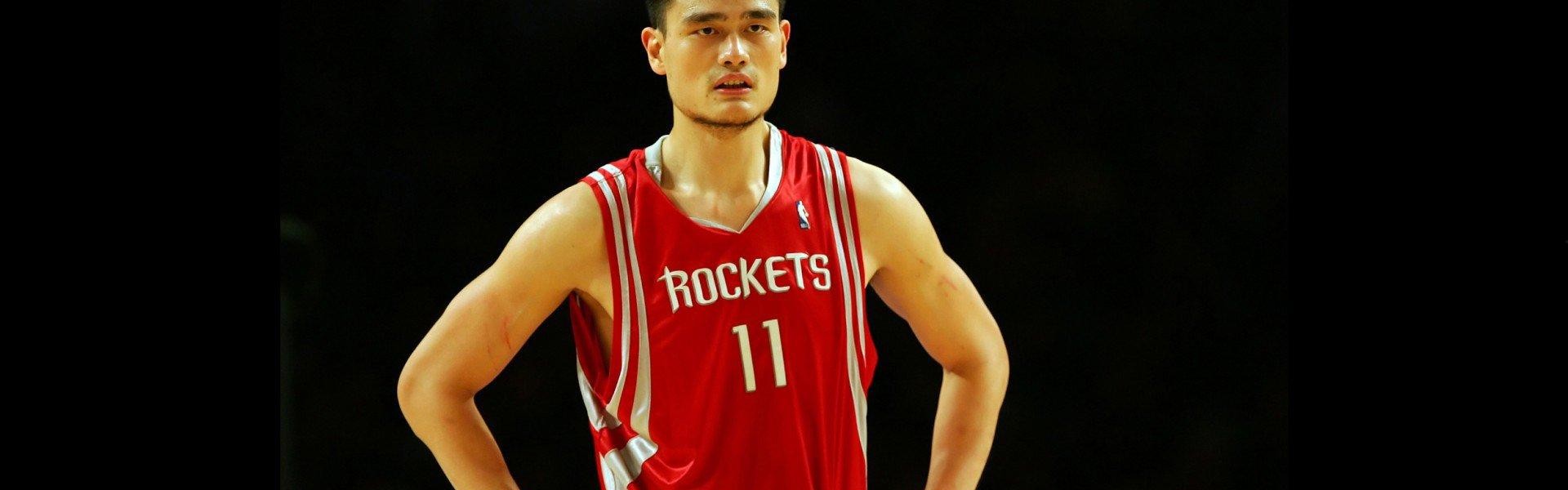 kaiyun登录入口：绿茵传奇轨迹解码，从青涩到辉煌，你能猜出这位足坛巨星吗？