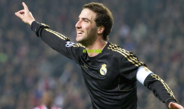 开云网页版-勇士队防守核心汤普森，入选最佳防守阵容是我不变的目标